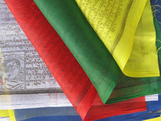 THE BUDDHIST SHOP Single roll of Horizontal Tibetan Prayer Flags ~ 25 flags each 
